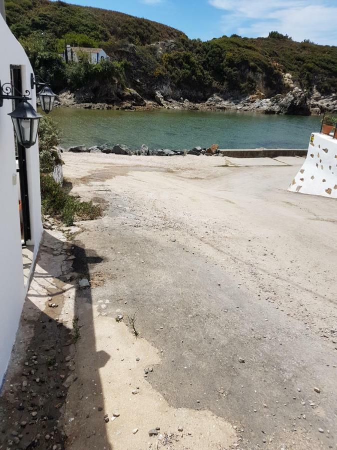 Chale Da Baia Villa Porto Covo Exteriör bild